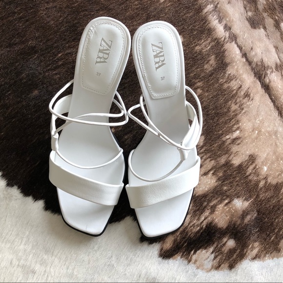 ❌SOLD❌Zara | Ultra Sexy Leather sandals - Picture 4 of 12